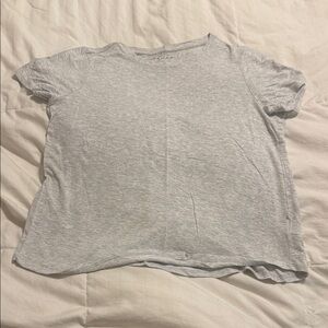 Tahari - Short Sleeve Light Gray T-Shirt - Medium